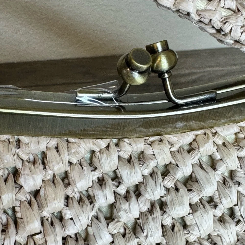 Patricia Nash Scalloped Raffia Collection Natural White Laureana Frame Satchel - Picture 6 of 16